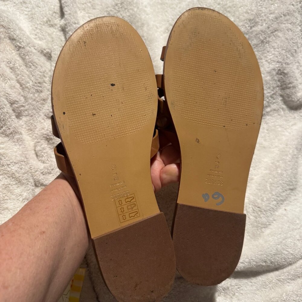 Schultz Phoenix Flat. Brown Leather. Size 8 tan brown slides slip on sandal trav - Picture 9 of 14